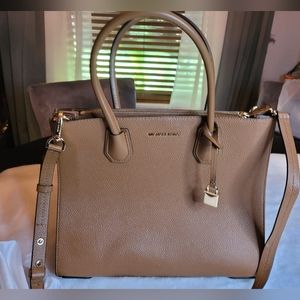 Structured Michael Kors bag